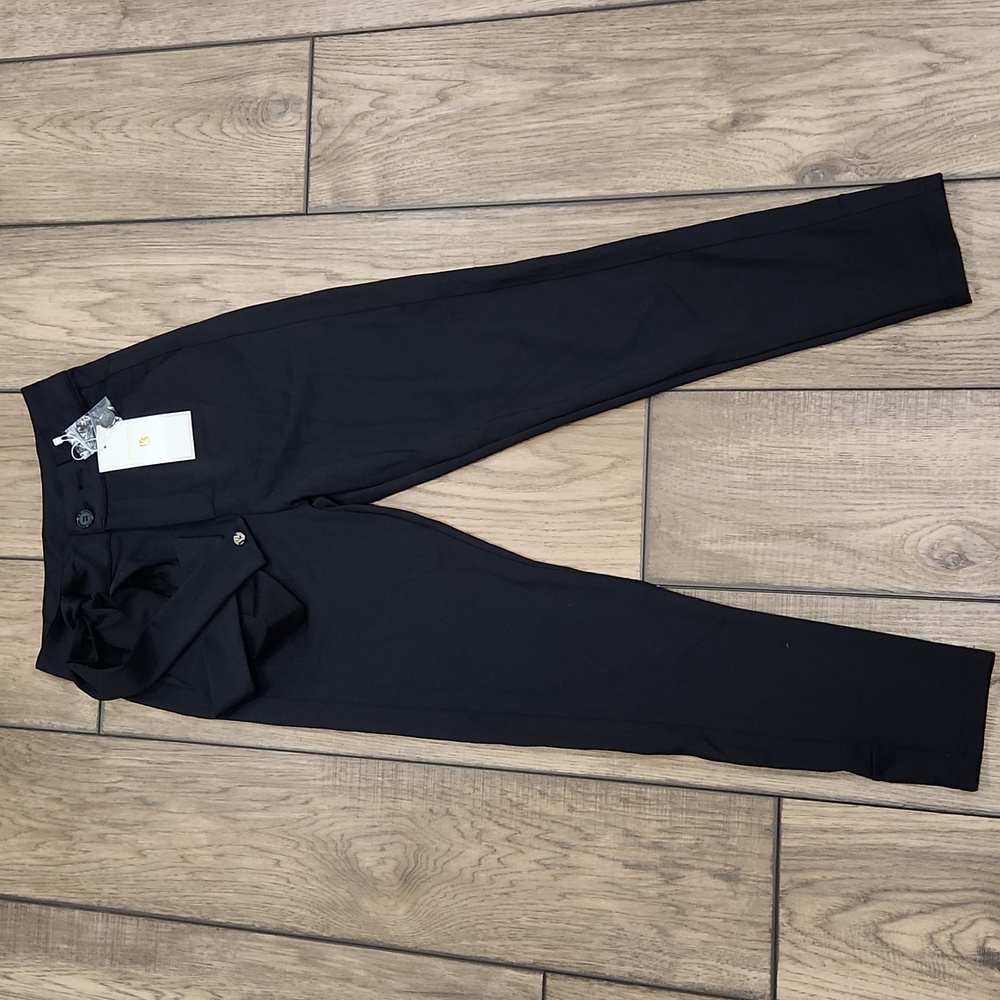 BuffBunny Black Skinny Pants